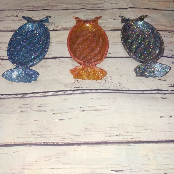 Acrylic handmade candy, key, or trinket dish! This is for the ORANGE DISH. - Picture 5 of 6